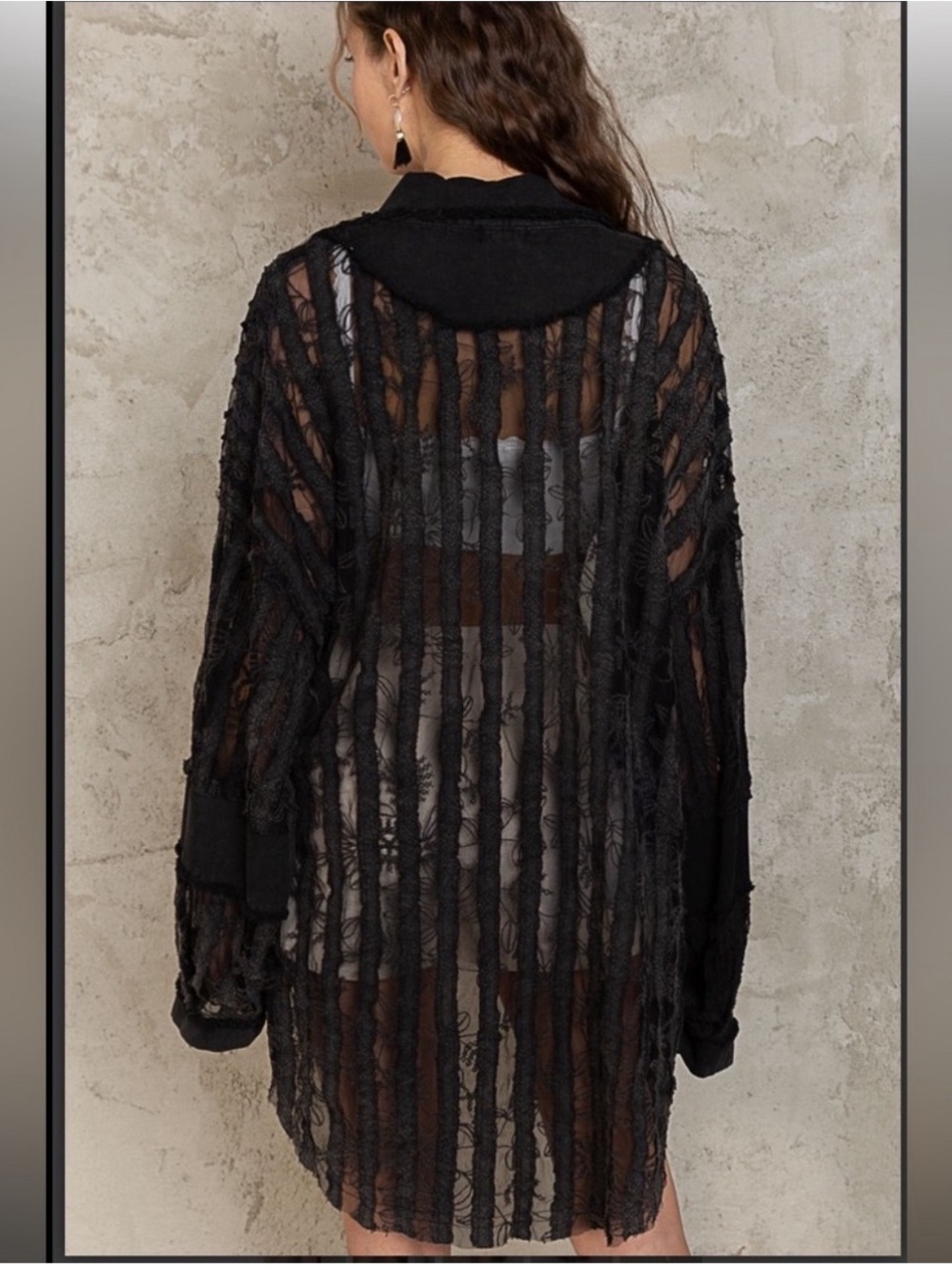 POL Floral Lace Button-down Shirt - Picture 3 of 4